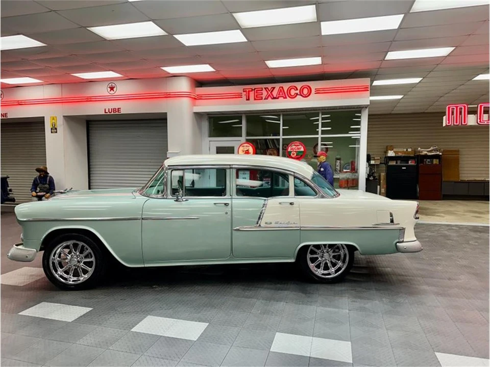 1955 Chevrolet Tri-Five Bel Air 2-Door Hardtop & Coupe - Image 9 of 31