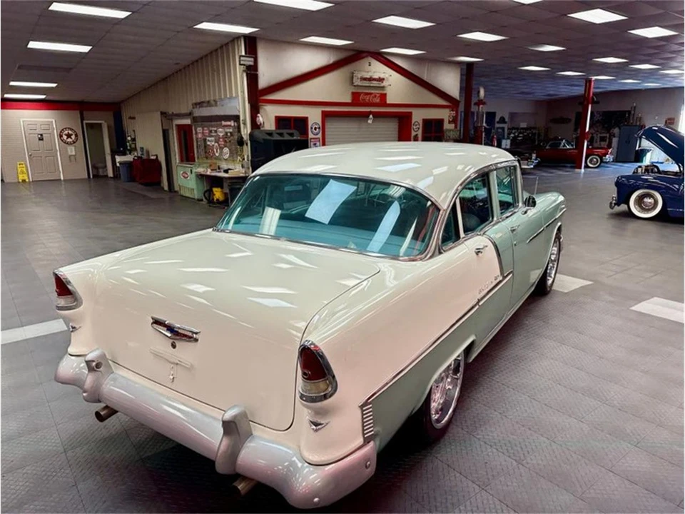 1955 Chevrolet Tri-Five Bel Air 2-Door Hardtop & Coupe - Image 6 of 31