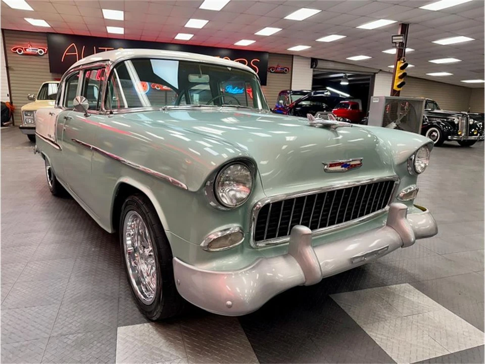 1955 Chevrolet Tri-Five Bel Air 2-Door Hardtop & Coupe - Image 22 of 31