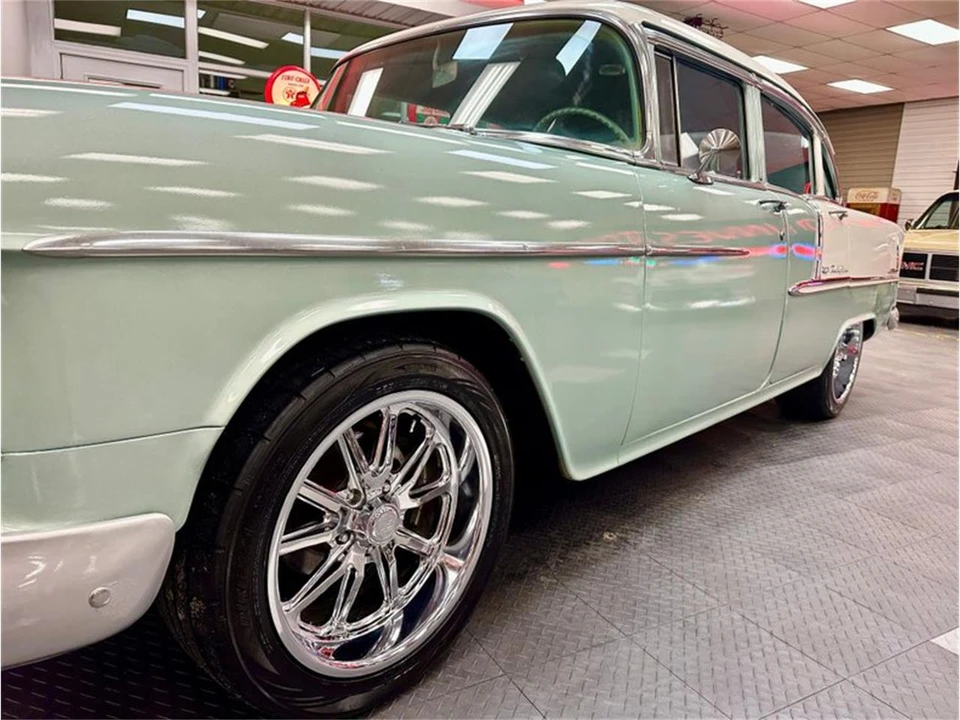 1955 Chevrolet Tri-Five Bel Air 2-Door Hardtop & Coupe - Image 16 of 31