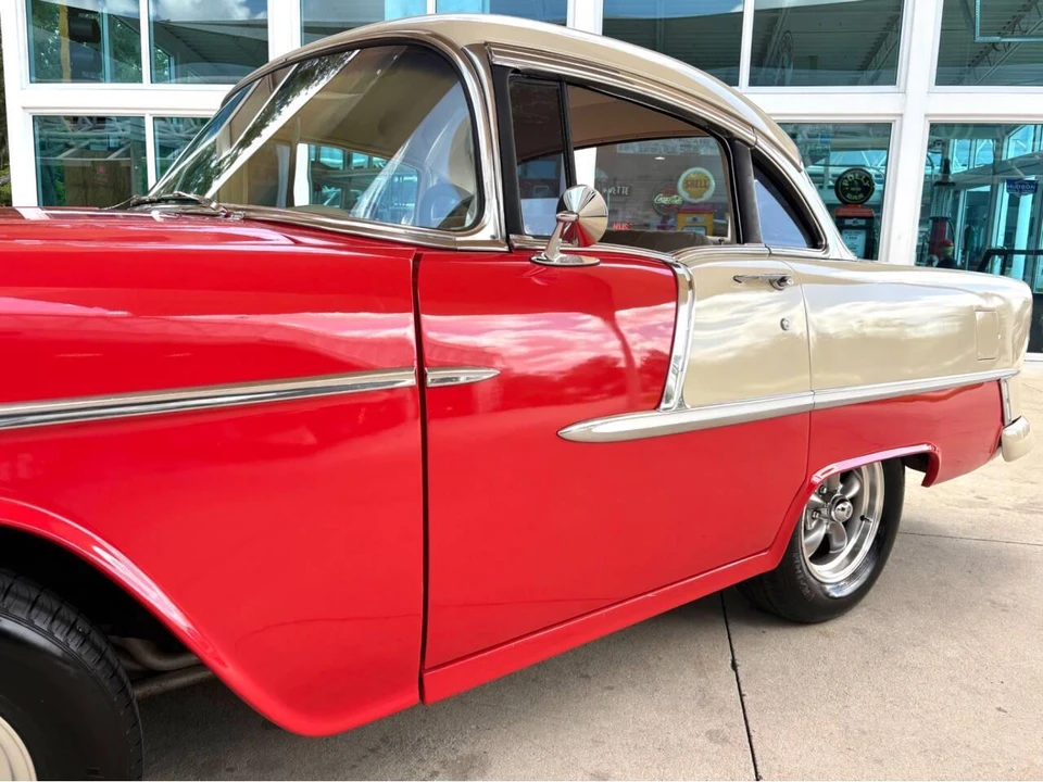 1955 Chevrolet Tri-Five Bel Air 2-Door Hardtop & Coupe - Image 11 of 31