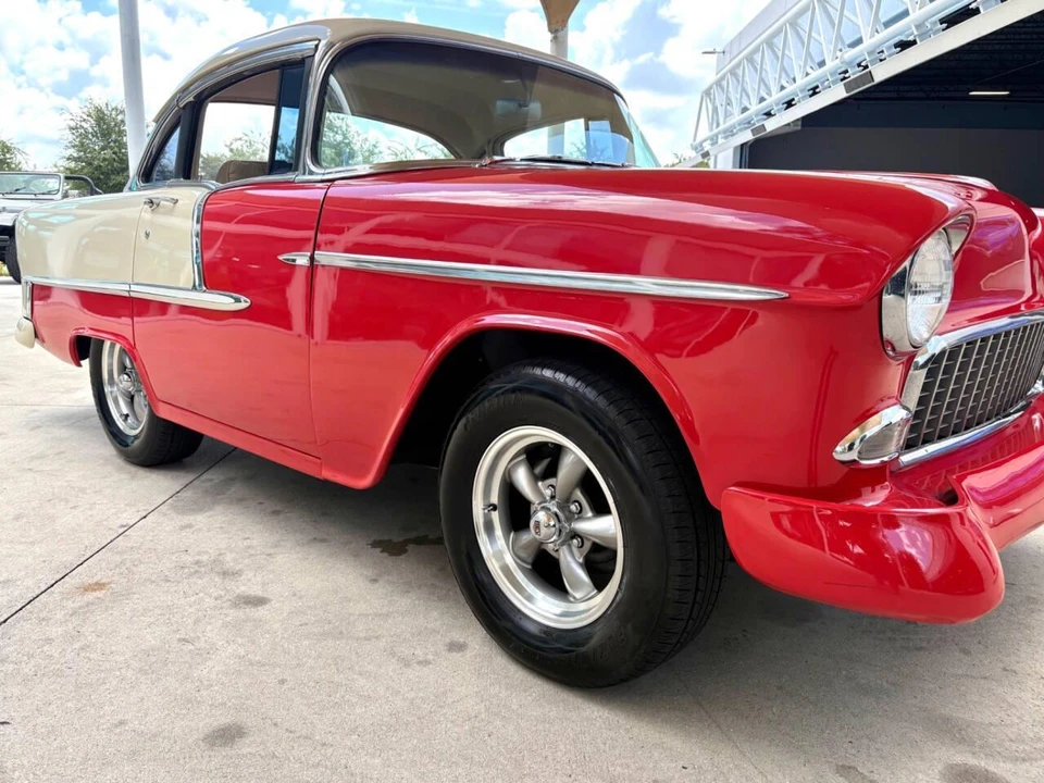 1955 Chevrolet Tri-Five Bel Air 2-Door Hardtop & Coupe - Image 17 of 31
