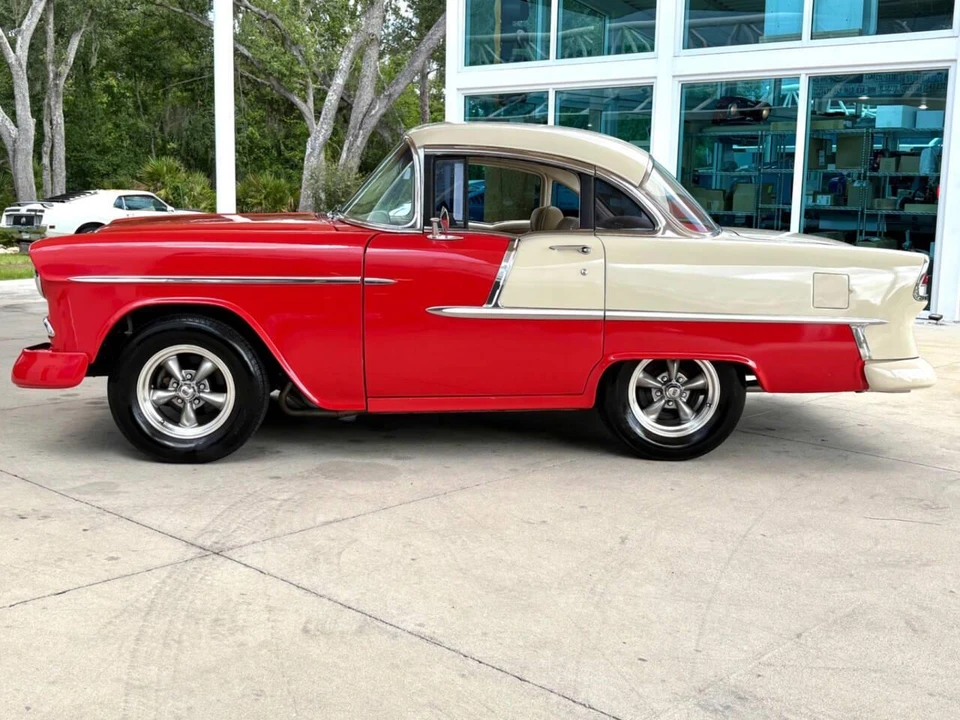 1955 Chevrolet Tri-Five Bel Air 2-Door Hardtop & Coupe - Image 8 of 31