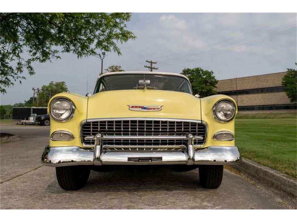 1955 Chevrolet Tri-Five Bel Air 2-Door Hardtop & Coupe - Image 6 of 31