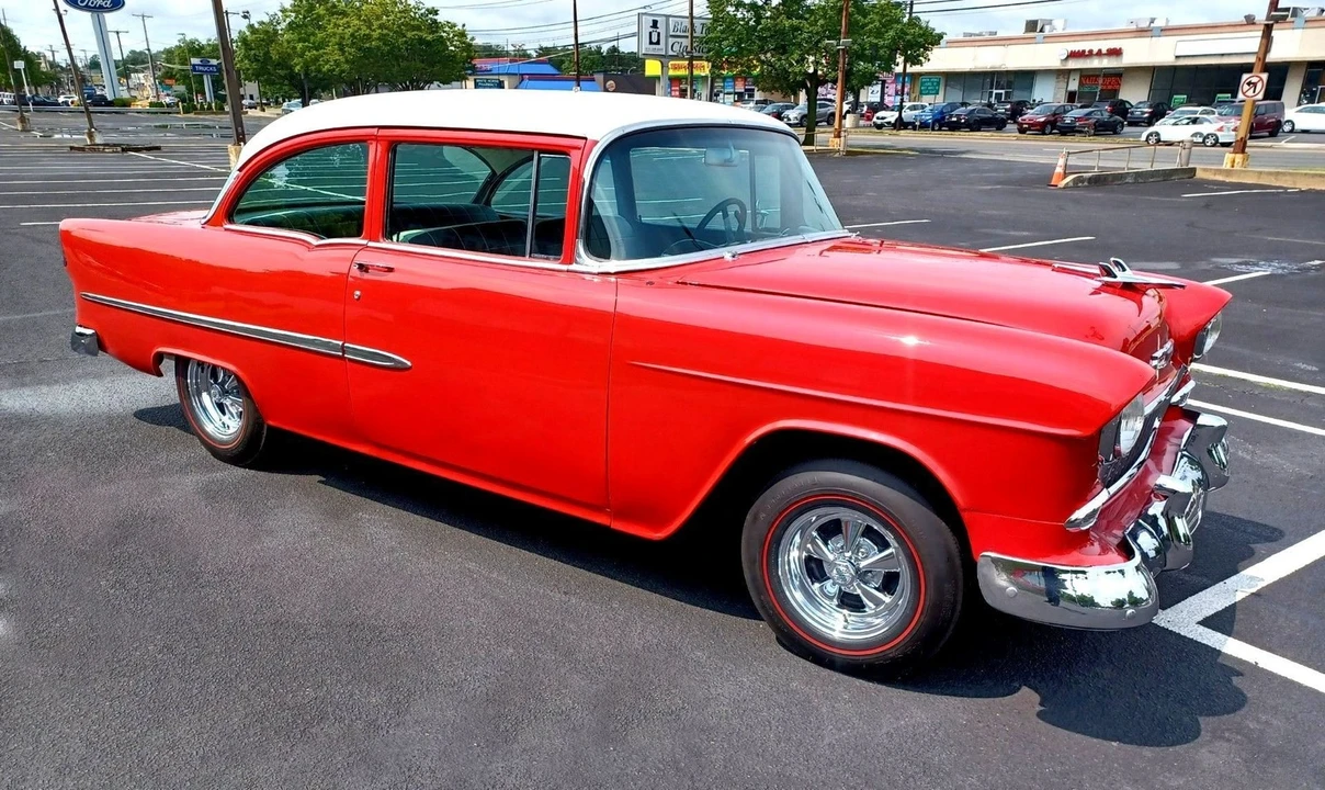 1955 Chevrolet Tri-Five Bel Air 2-Door Hardtop & Coupe - Image 10 of 31