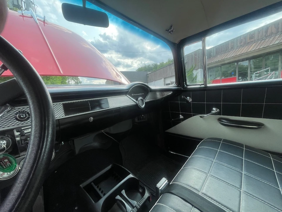 1955 Chevrolet Tri-Five Bel Air 2-Door Hardtop & Coupe - Image 19 of 31