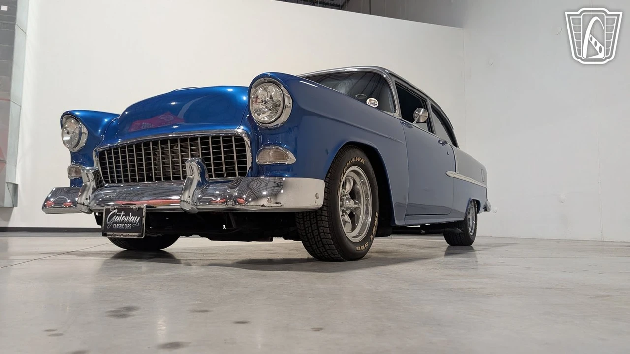 1955 Chevrolet Tri-Five Bel Air 2-Door Hardtop & Coupe - Image 5 of 31