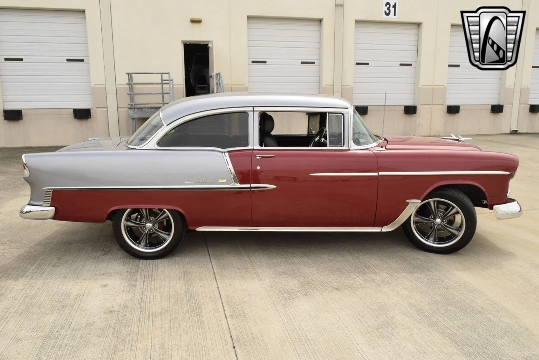 1955 Chevrolet Task Force - Image 5 of 21