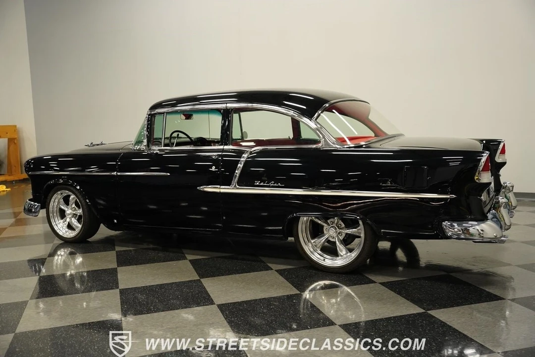 1955 Chevrolet Task Force - Image 9 of 21