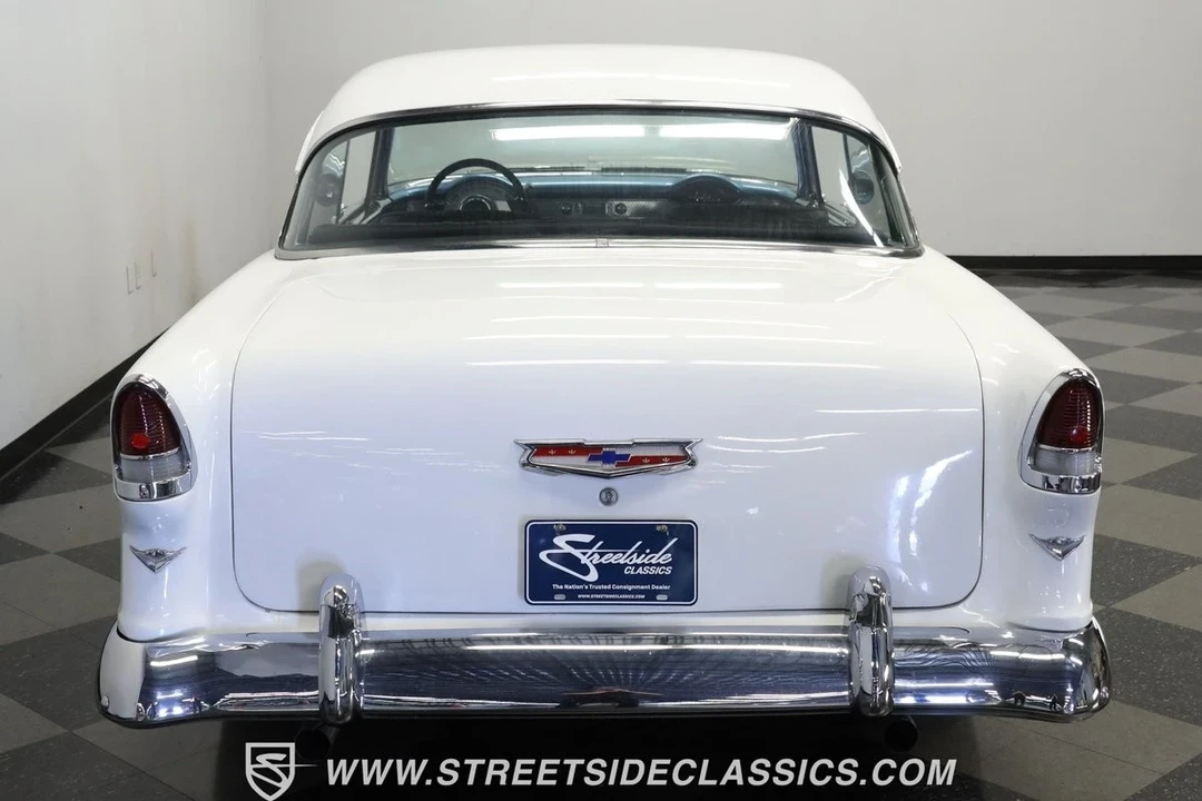 1955 Chevrolet Task Force - Image 9 of 12