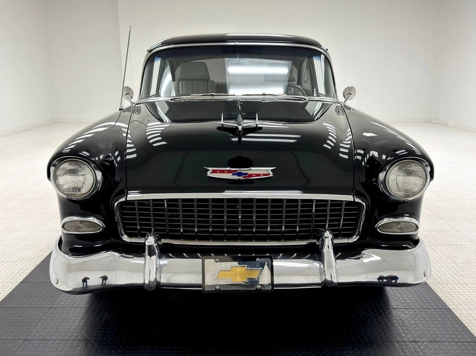 1955 Chevrolet Tri-Five Bel Air 2-Door Hardtop & Coupe - Image 8 of 31