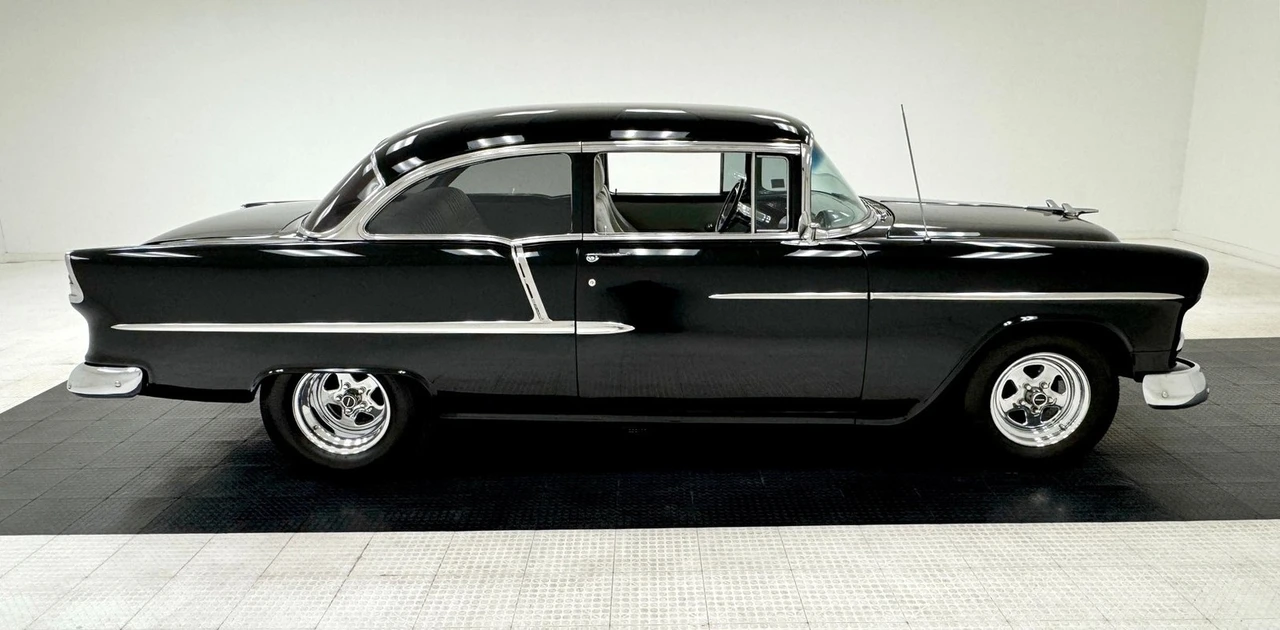 1955 Chevrolet Tri-Five Bel Air 2-Door Hardtop & Coupe - Image 6 of 31