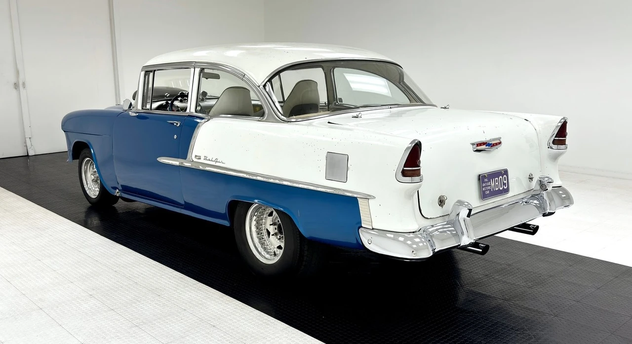 1955 Chevrolet Tri-Five Bel Air 2-Door Hardtop & Coupe - Image 3 of 31