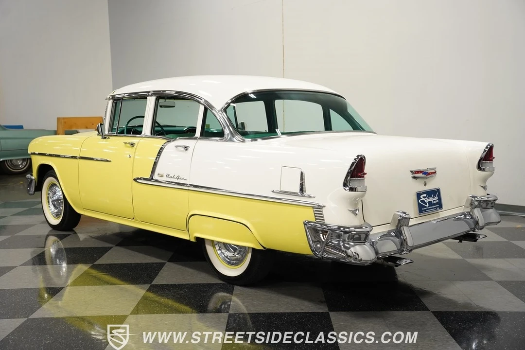 1955 Chevrolet Task Force - Image 10 of 21