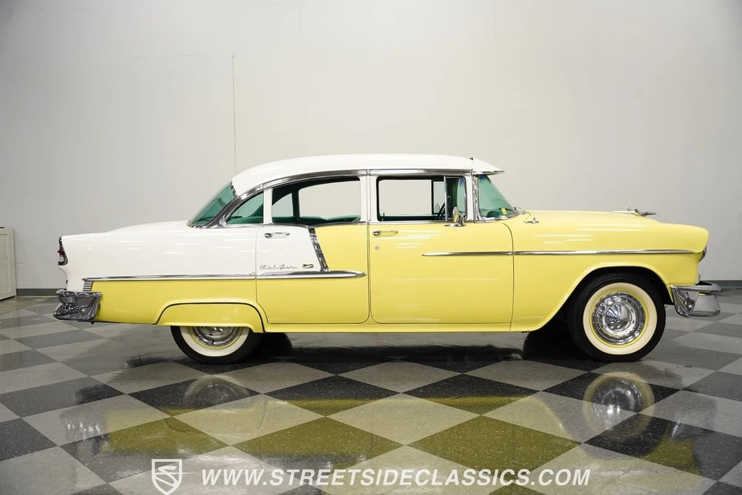 1955 Chevrolet Task Force - Image 15 of 21