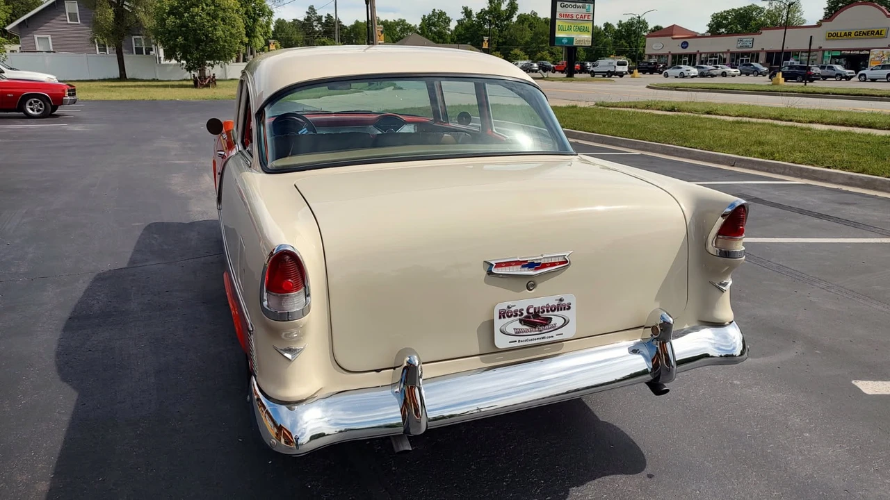 1955 Chevrolet Tri-Five Bel Air 2-Door Hardtop & Coupe - Image 15 of 31