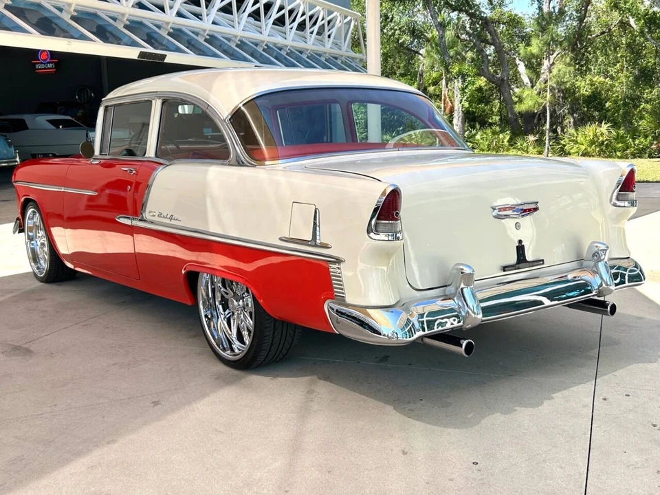 1955 Chevrolet Task Force - Image 10 of 12