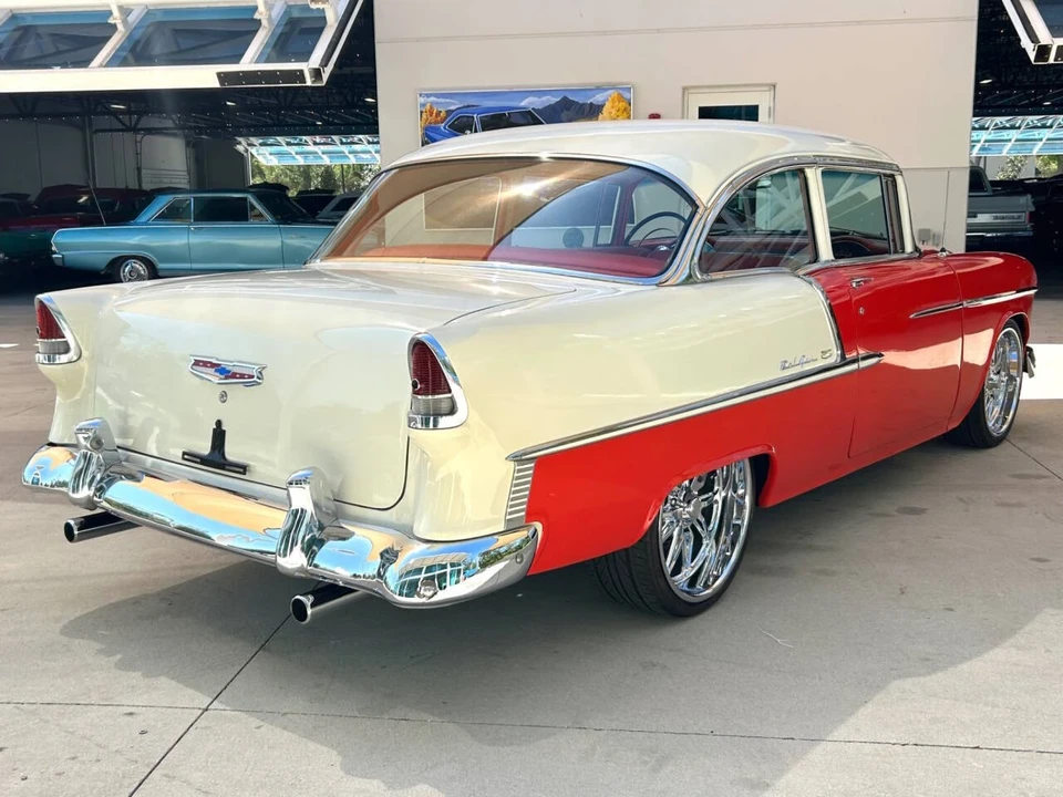 1955 Chevrolet Task Force - Image 5 of 12
