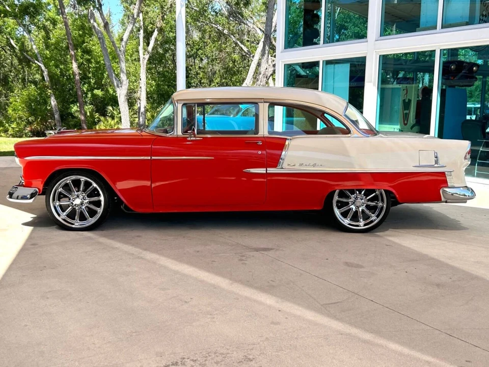 1955 Chevrolet Task Force - Image 11 of 12