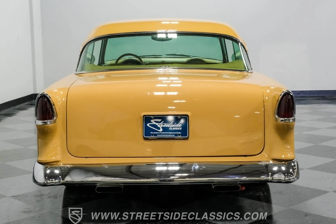 1955 Chevrolet Task Force - Image 10 of 12