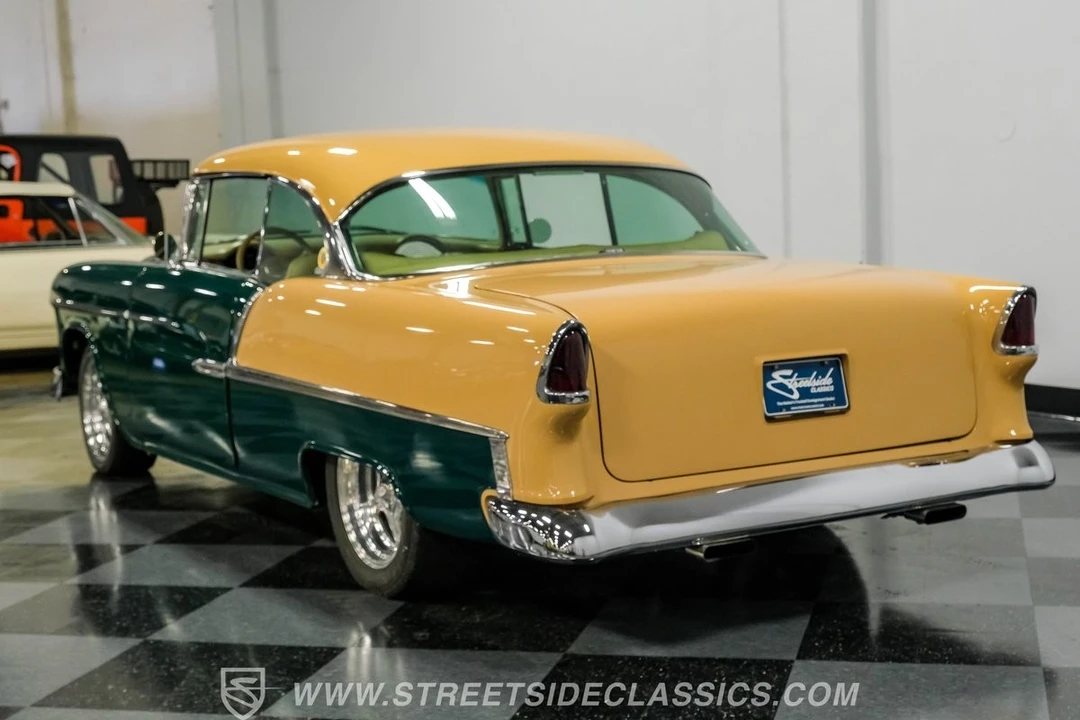 1955 Chevrolet Task Force - Image 9 of 12