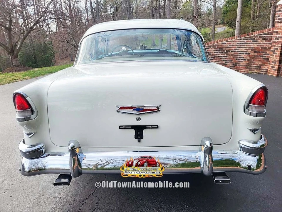 1955 Chevrolet Tri-Five Bel Air Sedan & Wagon - Image 14 of 31