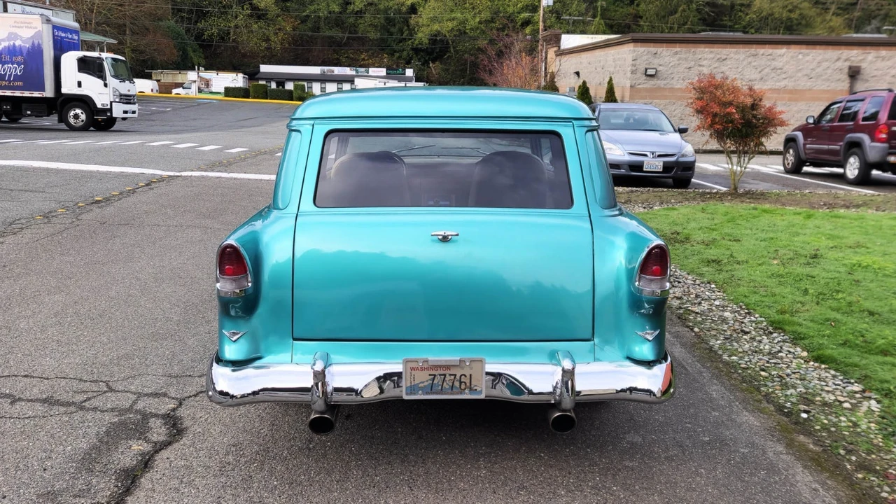 1955 Chevrolet Task Force - Image 5 of 21