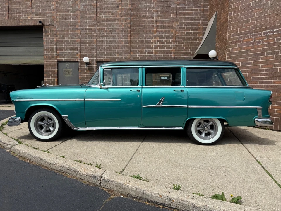 1955 Chevrolet Tri-Five Bel Air Sedan & Wagon - Image 3 of 31