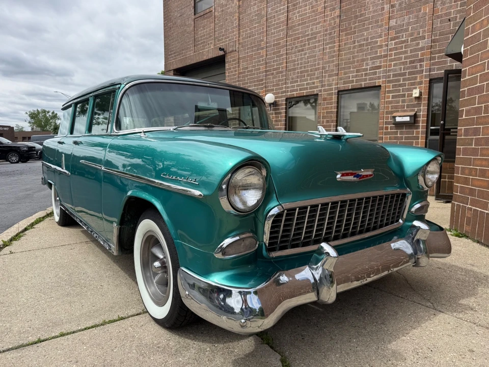 1955 Chevrolet Tri-Five Bel Air Sedan & Wagon - Image 15 of 31