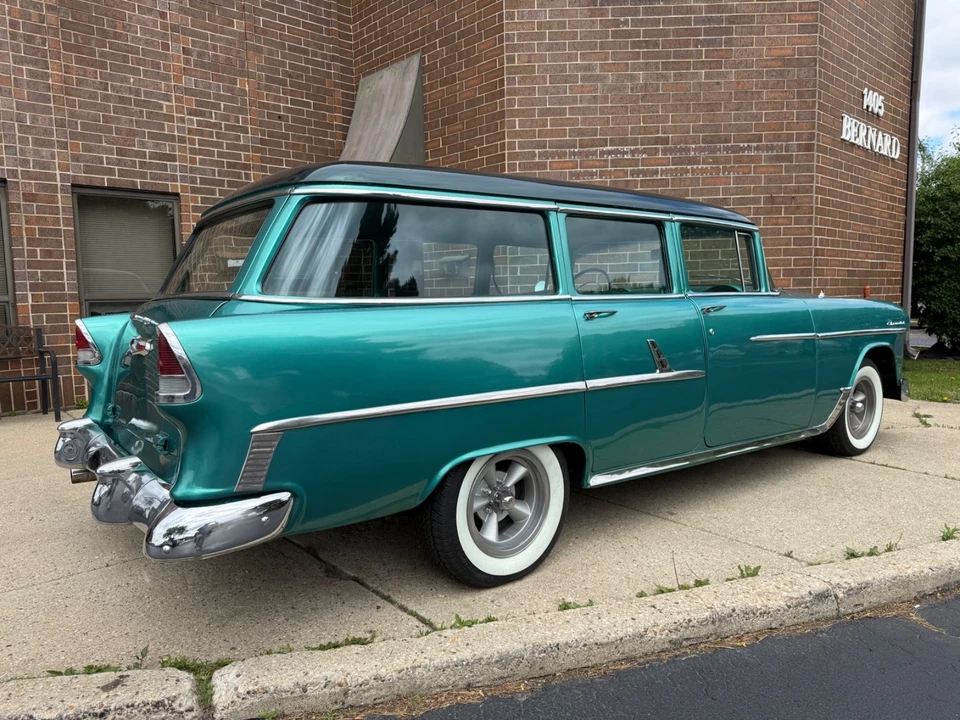 1955 Chevrolet Tri-Five Bel Air Sedan & Wagon - Image 11 of 31