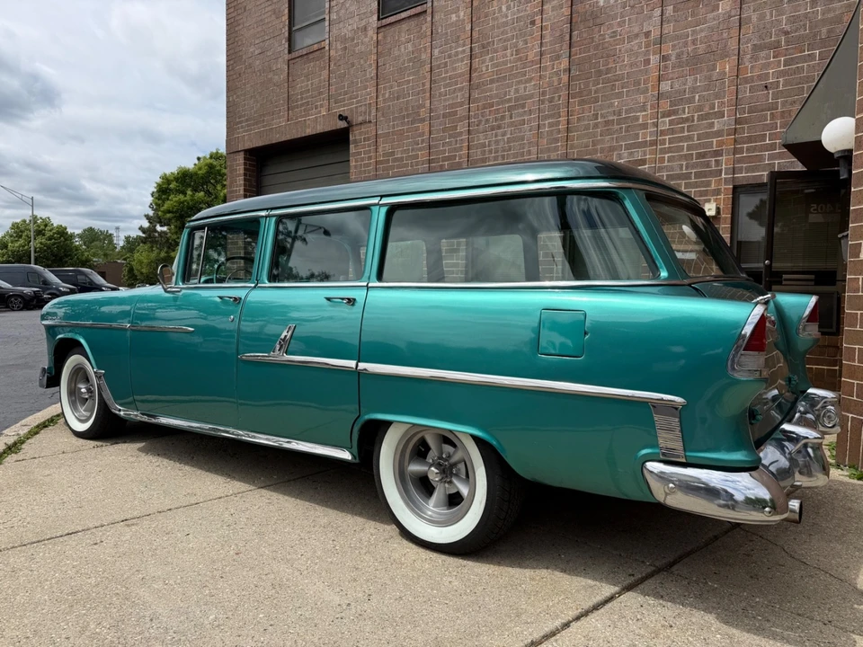 1955 Chevrolet Tri-Five Bel Air Sedan & Wagon - Image 5 of 31