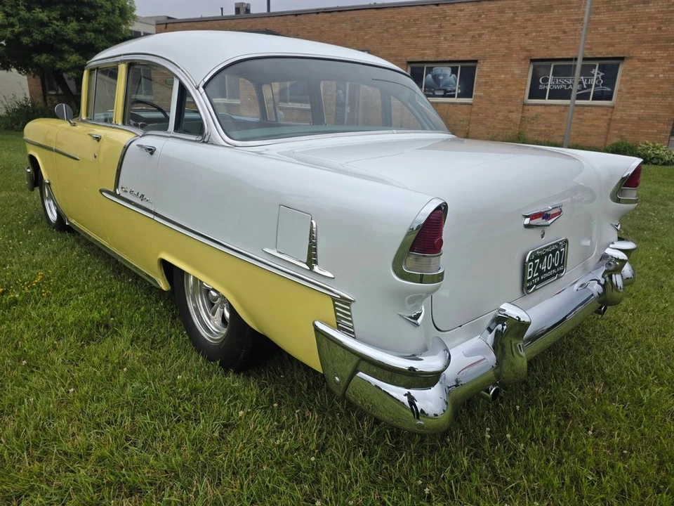 1955 Chevrolet Tri-Five Bel Air 2-Door Hardtop & Coupe - Image 5 of 31