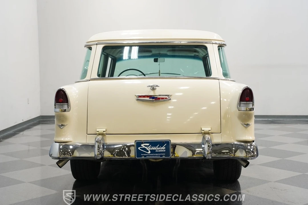1955 Chevrolet Task Force - Image 11 of 12