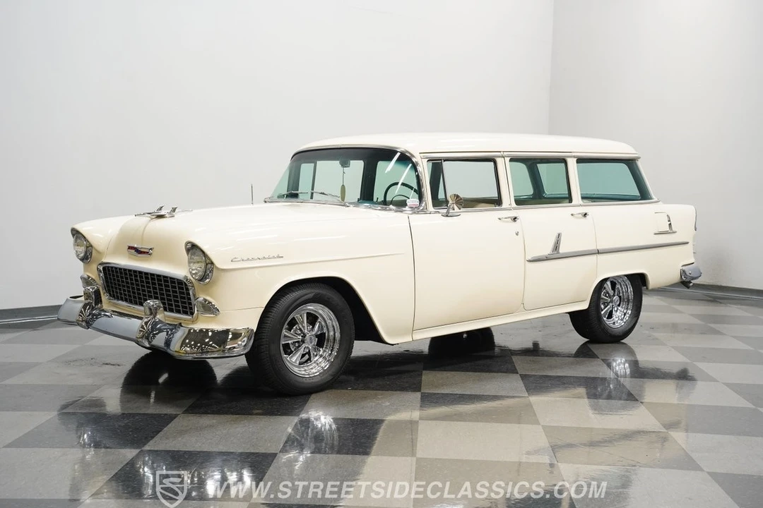 1955 Chevrolet Task Force - Image 6 of 12