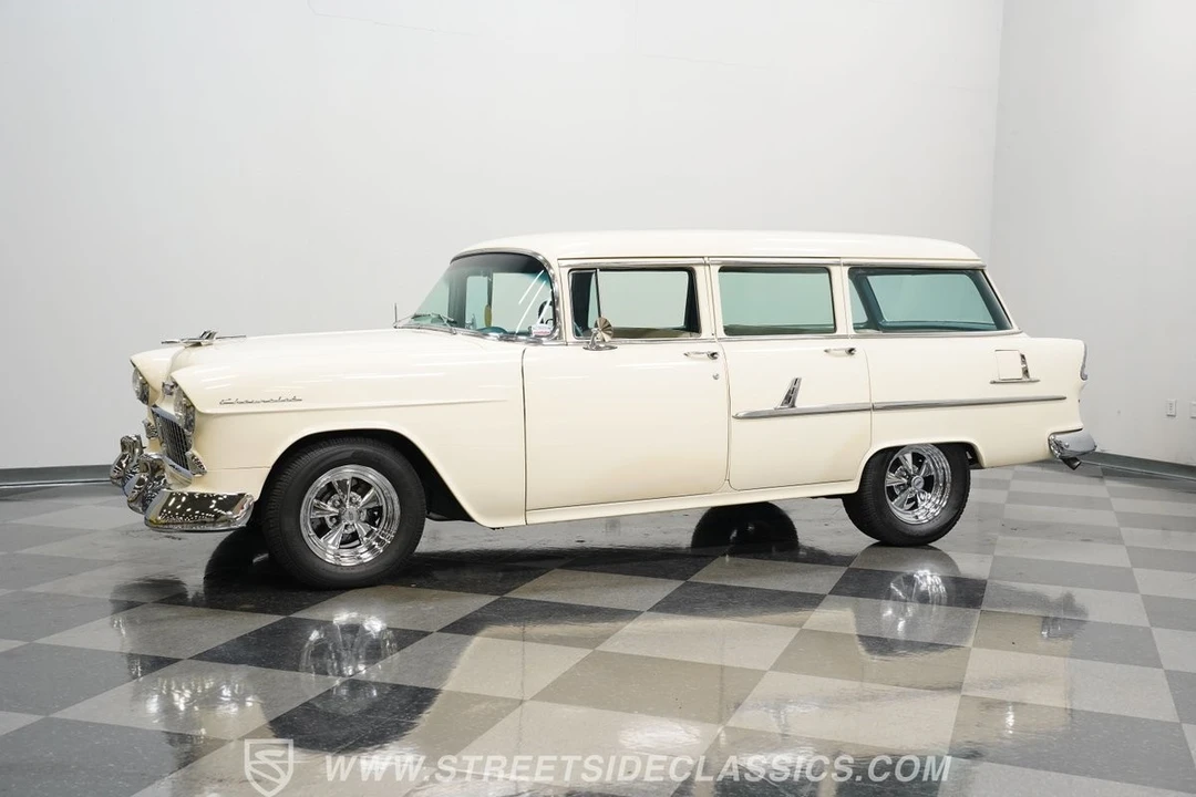 1955 Chevrolet Task Force - Image 7 of 12