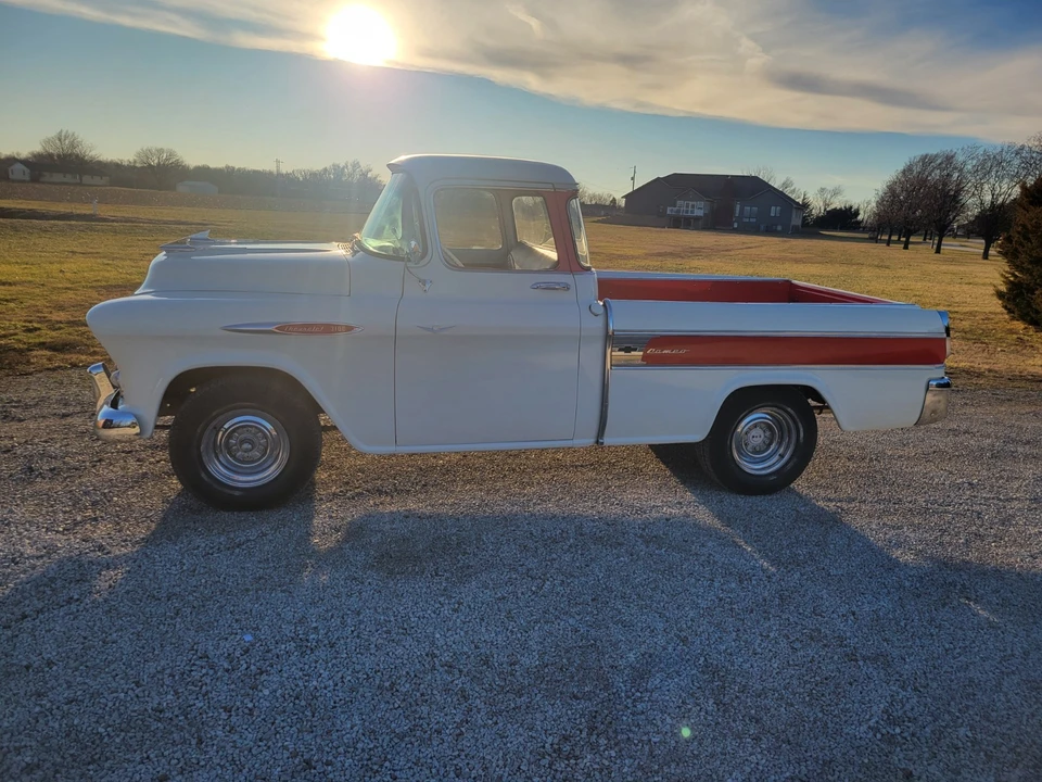 1955 Chevrolet Task Force - Image 13 of 20