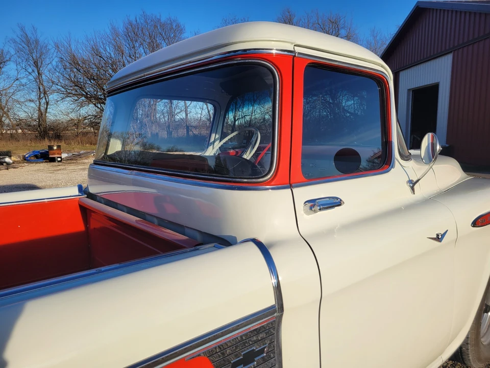 1955 Chevrolet Task Force - Image 15 of 20