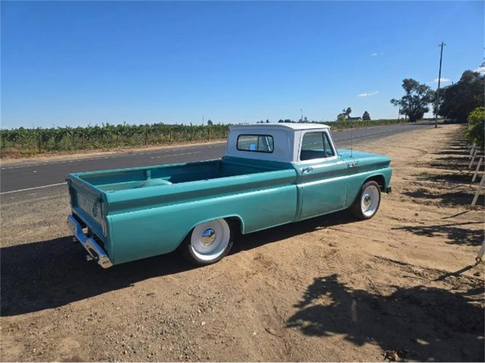 1955 Chevrolet Task Force - Image 5 of 8