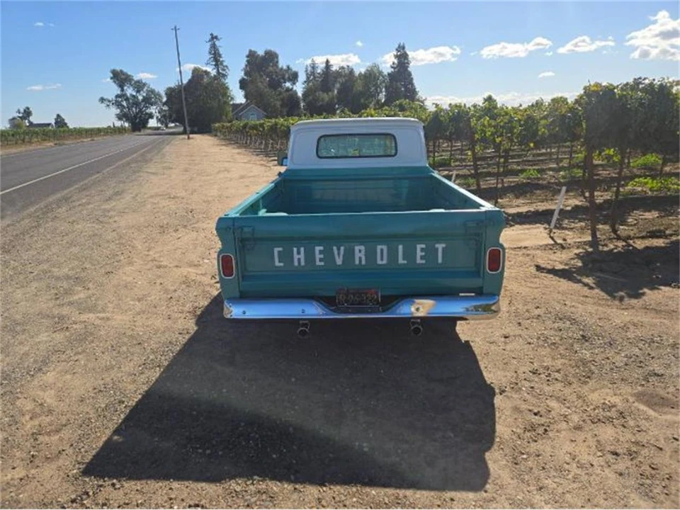 1955 Chevrolet Task Force - Image 6 of 8