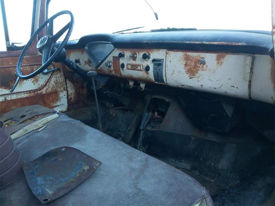 1955 Chevrolet Task Force - Image 14 of 19