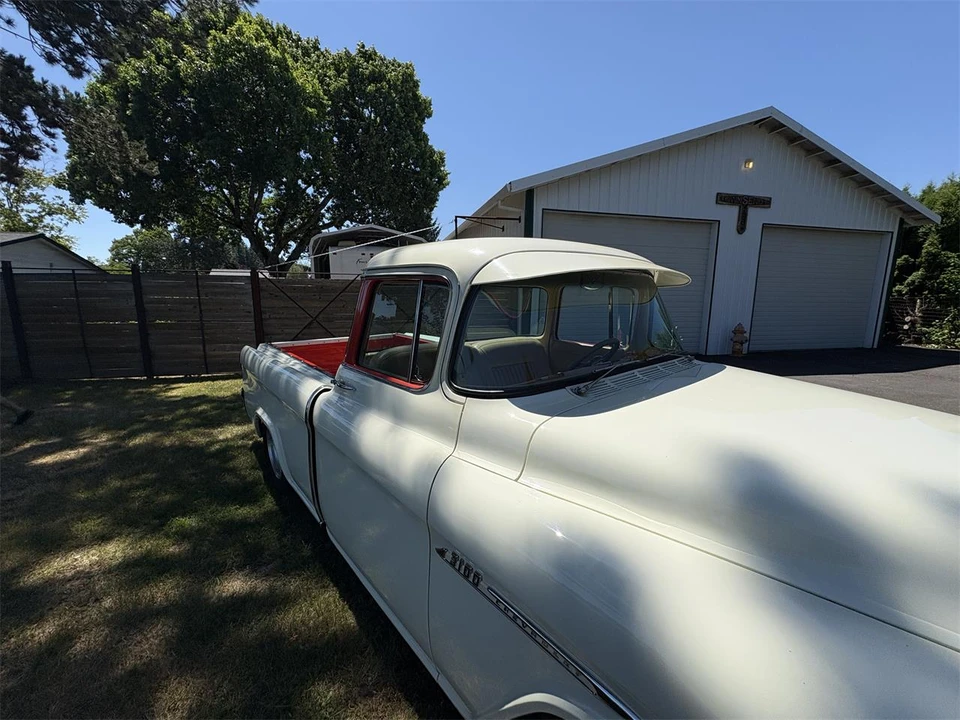 1955 Chevrolet Task Force - Image 25 of 31