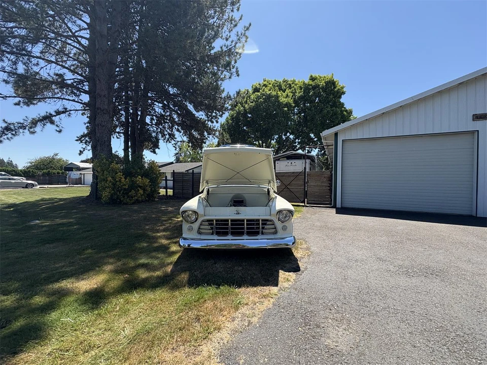 1955 Chevrolet Task Force - Image 26 of 31