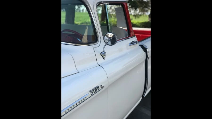 1955 Chevrolet Task Force - Image 9 of 12
