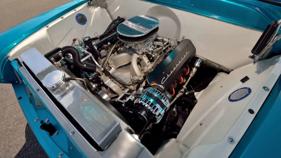 1955 Chevrolet Task Force - Image 6 of 31