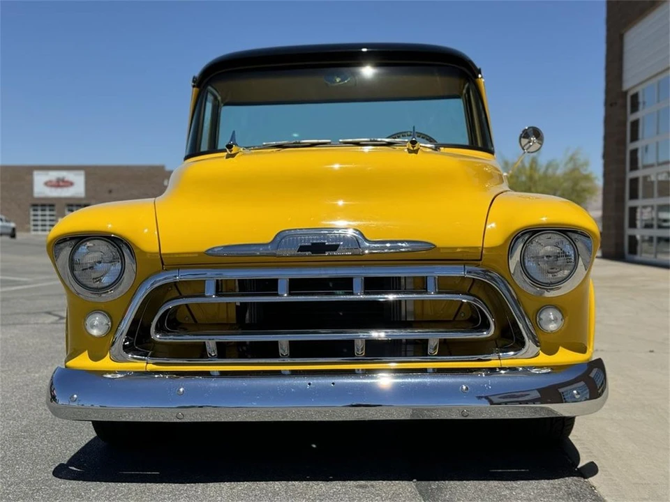 1955 Chevrolet Task Force - Image 10 of 31