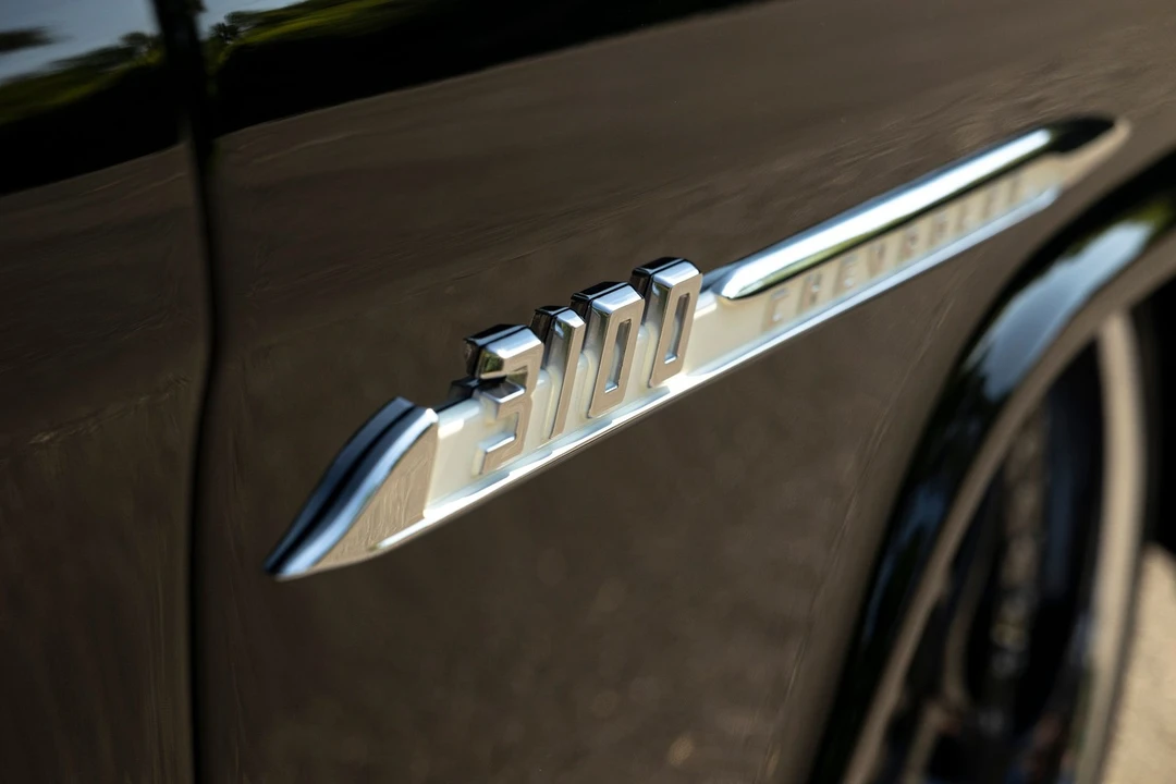 1955 Chevrolet Task Force - Image 27 of 31