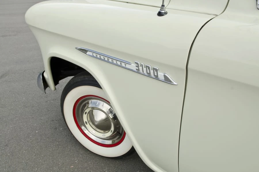 1955 Chevrolet Task Force - Image 8 of 10