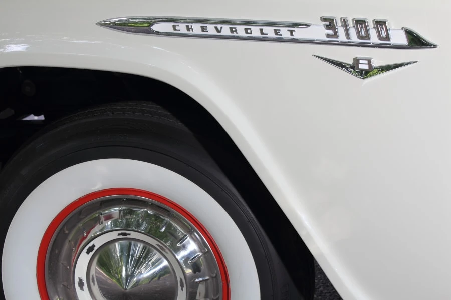 1955 Chevrolet Task Force - Image 9 of 11