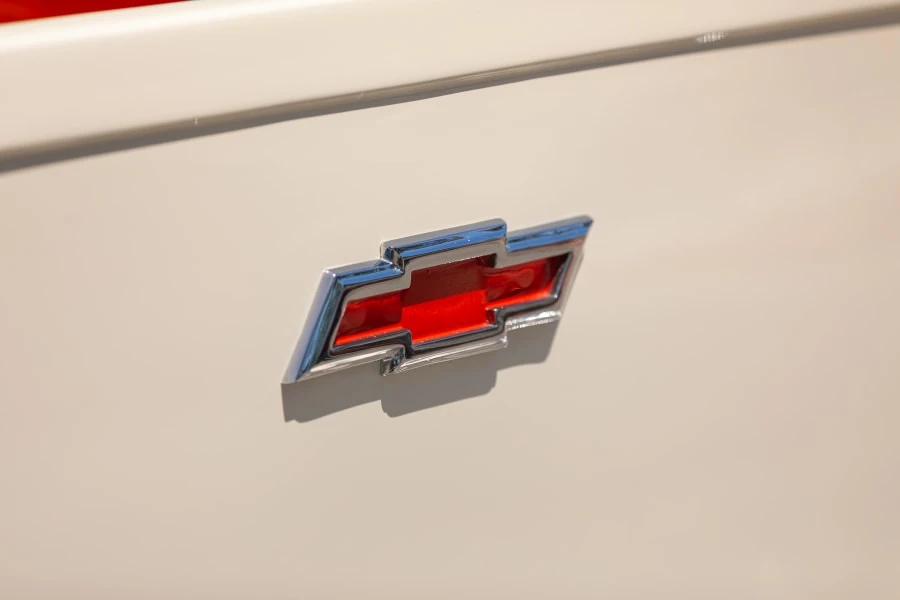 1955 Chevrolet Task Force - Image 10 of 31