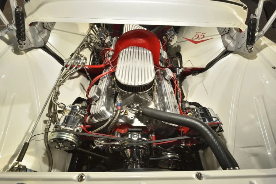 1955 Chevrolet Task Force - Image 29 of 31
